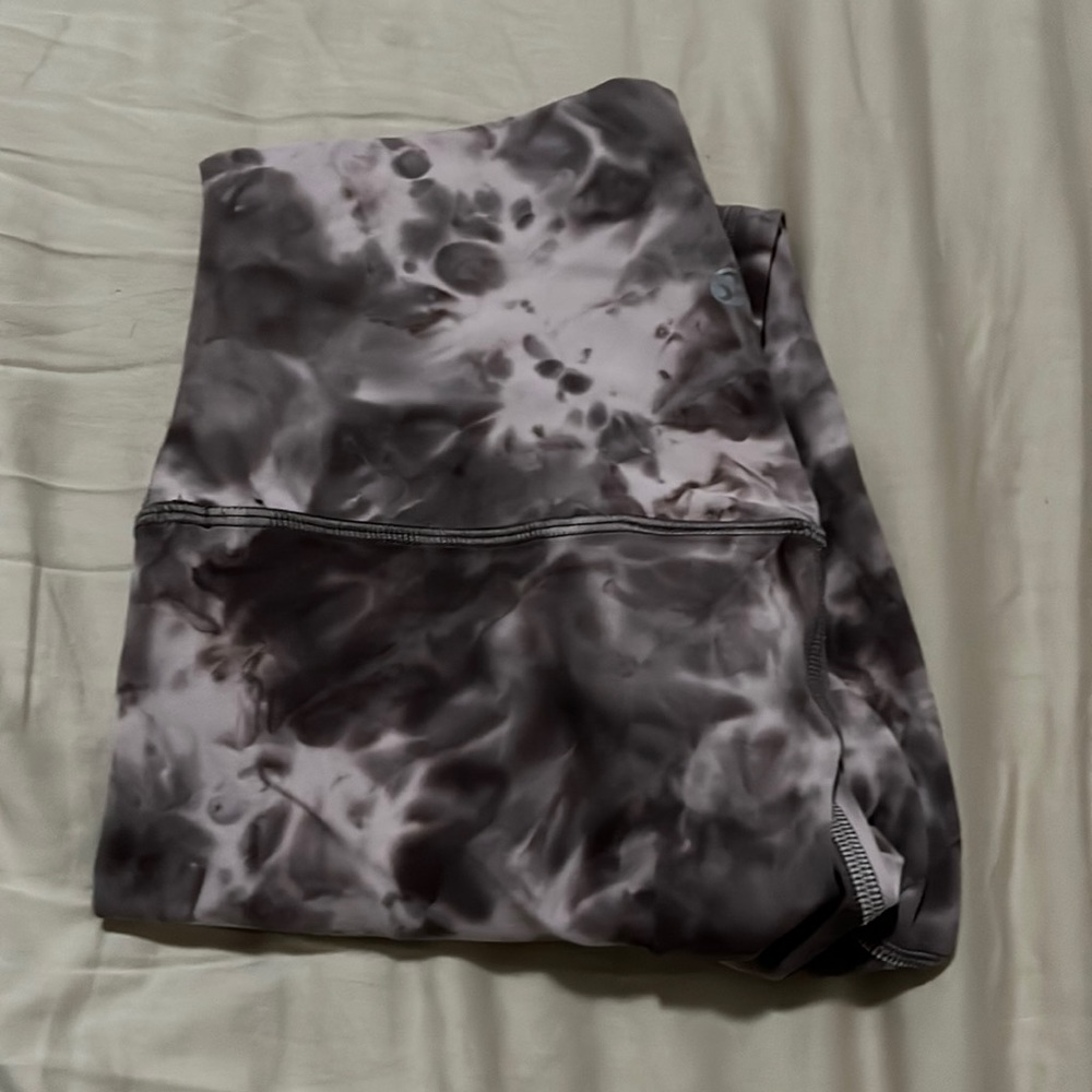 Lululemon diamond dye align leggings